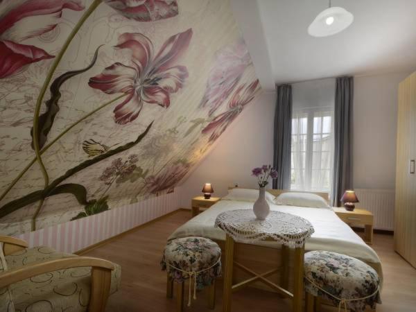 Villa Bialy Dwor à Kostrzyca Extérieur photo